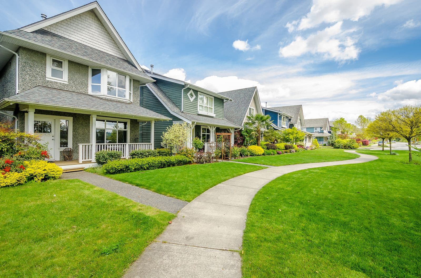 bigstock-A-perfect-neighbourhood-House-405383576