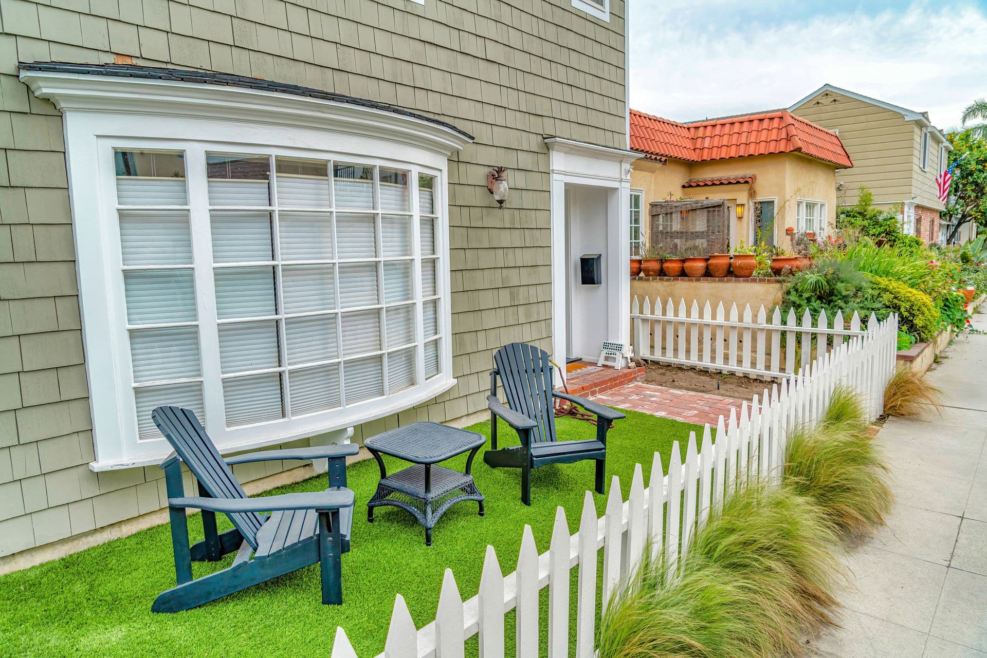 bigstock-Front-Yard-Of-House-With-Furni-401693354 (1)